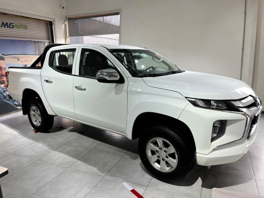 imagen 0 de vehiculo con id 2209